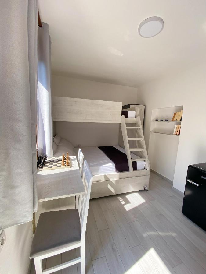 Sunny Guest House Vlorë Εξωτερικό φωτογραφία