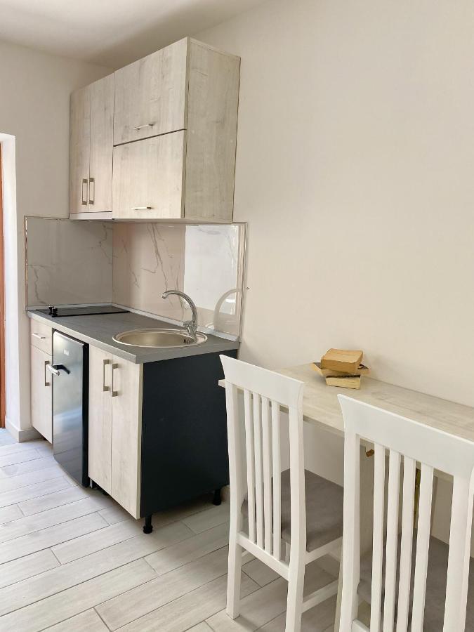 Sunny Guest House Vlorë Εξωτερικό φωτογραφία