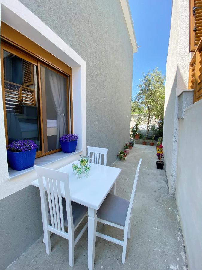 Sunny Guest House Vlorë Εξωτερικό φωτογραφία