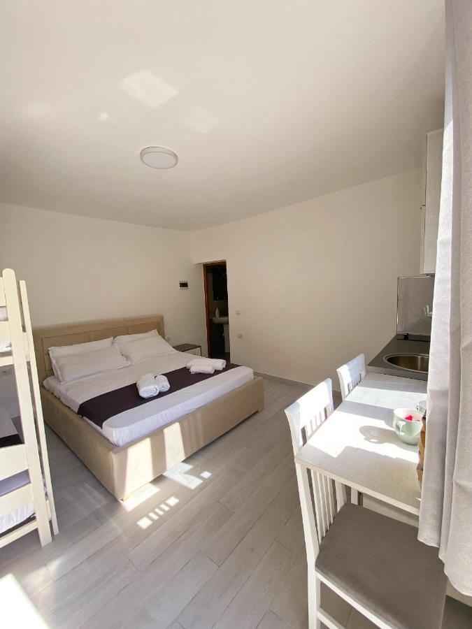 Sunny Guest House Vlorë Εξωτερικό φωτογραφία